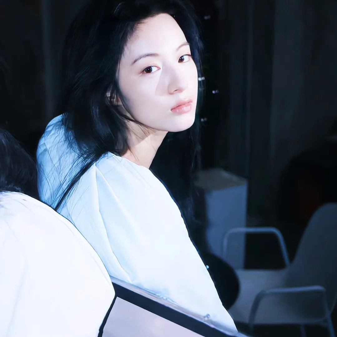 八毫米